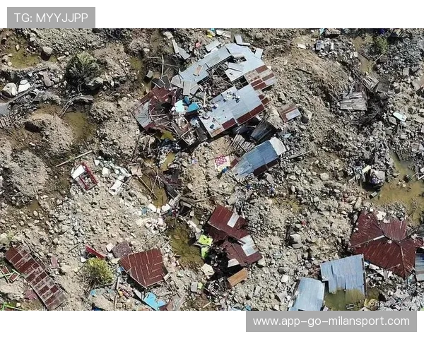 甘肃陇西突发5.6级地震 房屋多处倒塌，甘肃陇南发生地震
