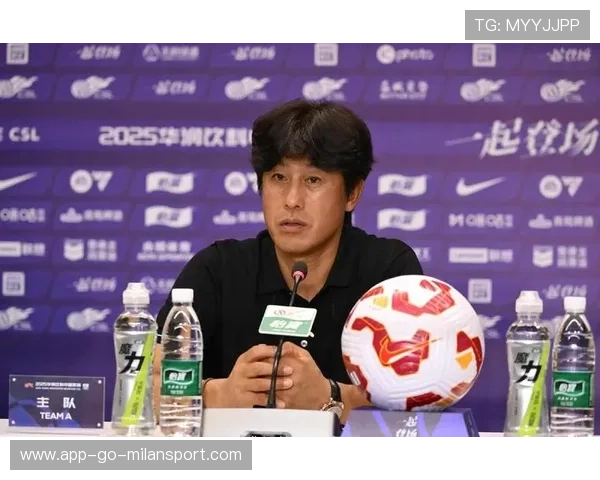 成都蓉城零罚分领跑第一梯队，费利佩热身赛双响展现核心价值