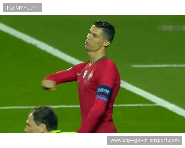 罗马禁区前沿配合顺畅,一脚直塞造险,罗马禁枪吗 罗马禁区前沿配合顺畅,一脚直塞造险,罗马禁枪吗